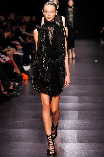 Look 37
